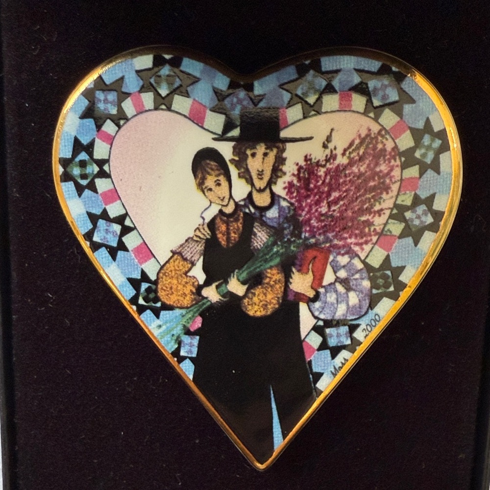 “Stars of Love” Lovely Couple Colorful Design Brooch